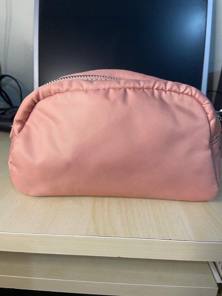 Orijinal Mango pembe makyaj çantası - Görsel 3