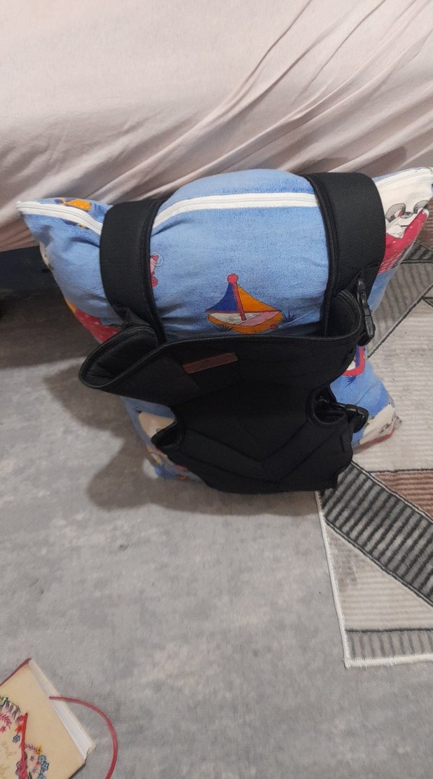 Siyah Bebek Taşıyıcı - Görsel 2