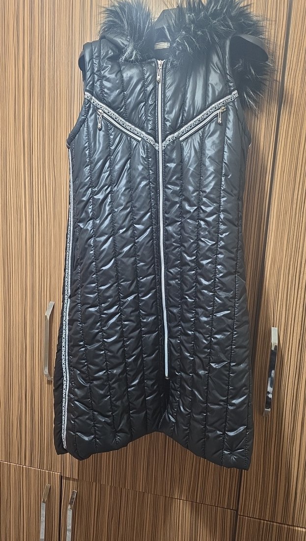 Kadın Siyah Uzun Fermuarlı Yelek ve takım şeklinde kısa tunik - Görsel 3