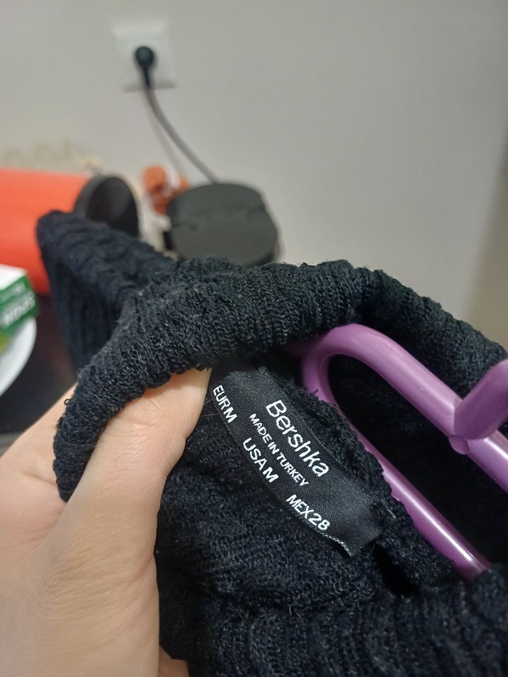 Kadın Siyah Boğazlı Triko Kazak - Görsel 5