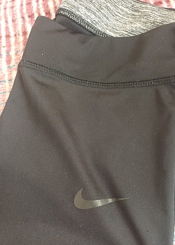 Siyah Nike Kadın Spor Tayt - Görsel 3