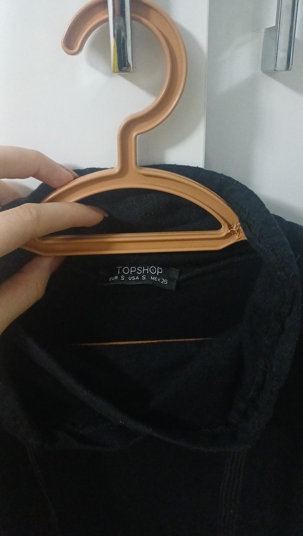 Siyah Yüksek Yakalı Kadın Sweatshirt - Görsel 2