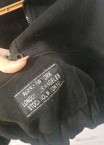 Siyah Yarım Fermuarlı Crop Sweatshirt - Görsel 3