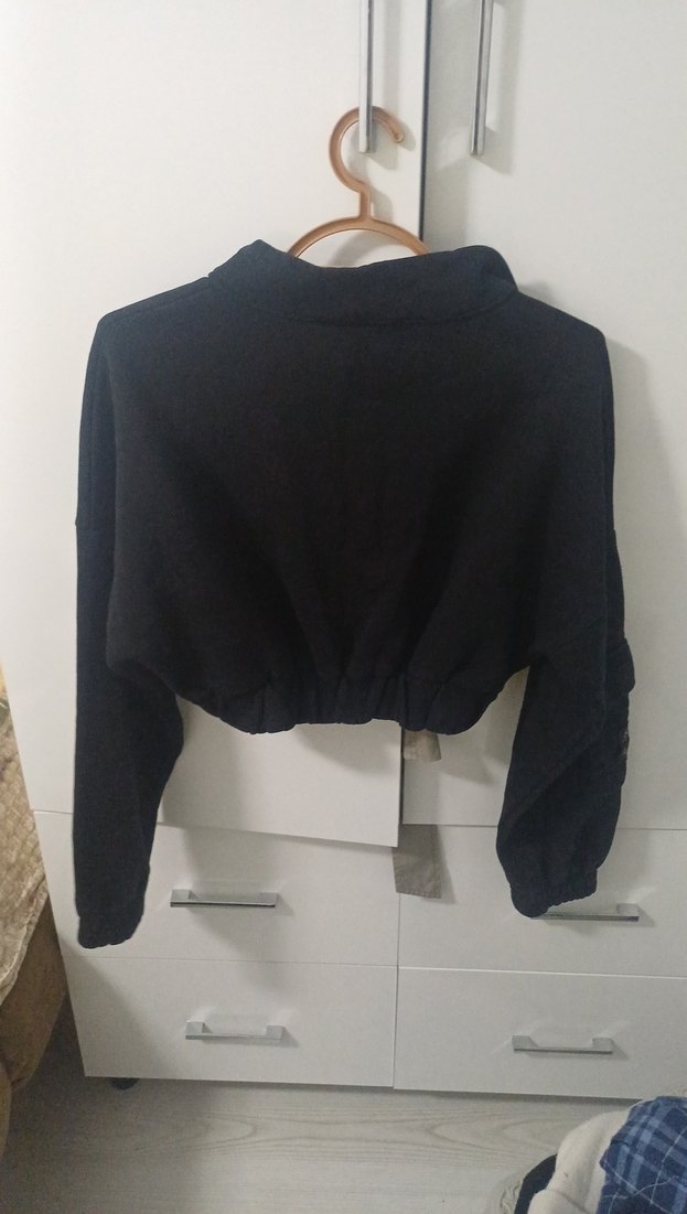Siyah Yarım Fermuarlı Crop Sweatshirt - Görsel 5
