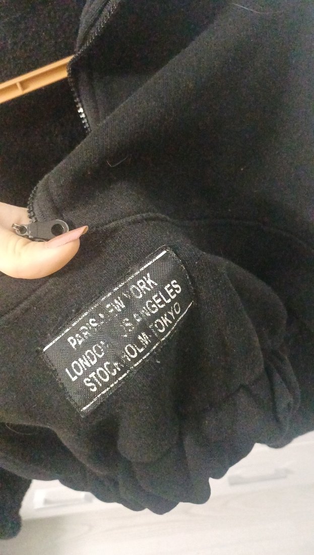 Siyah Yarım Fermuarlı Crop Sweatshirt - Görsel 3