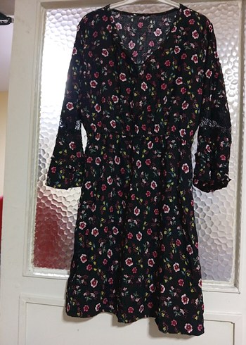 Siyah Çiçekli Bohem Midi Elbise - Görsel 3