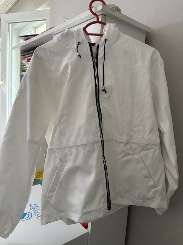 Kadın Beyaz Fermuarlı yagmurluk - Görsel 2