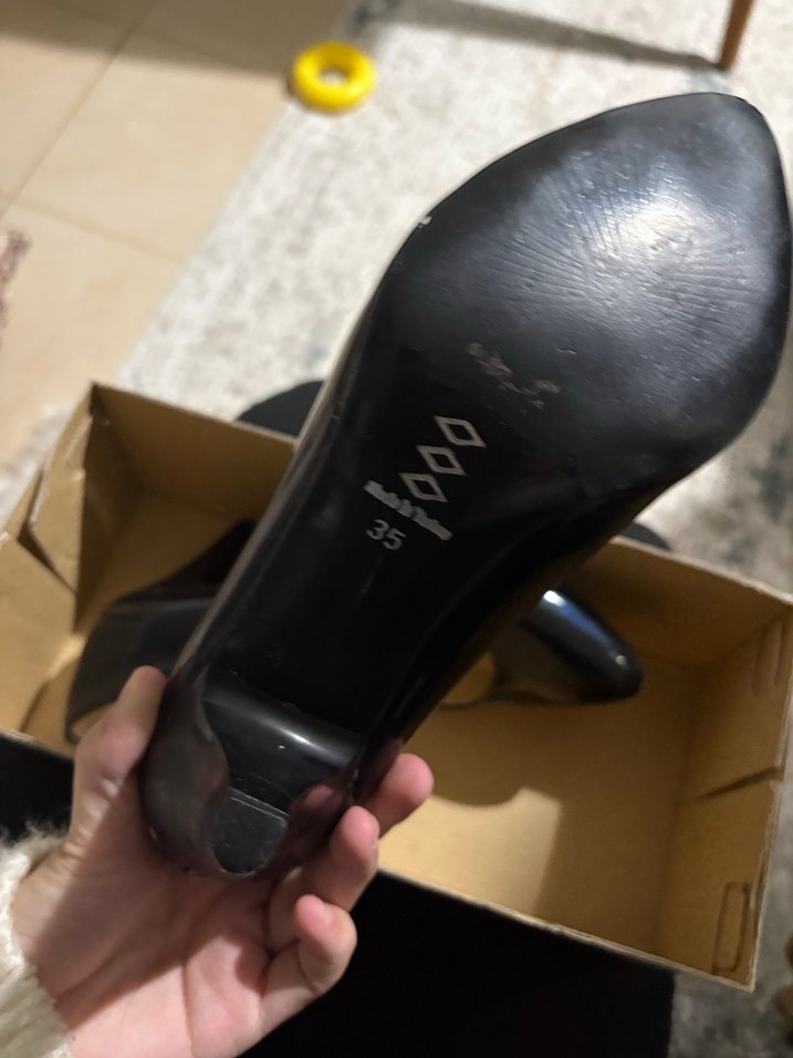 Parlak Siyah Stiletto Topuklu Kadın Ayakkabı - Görsel 2