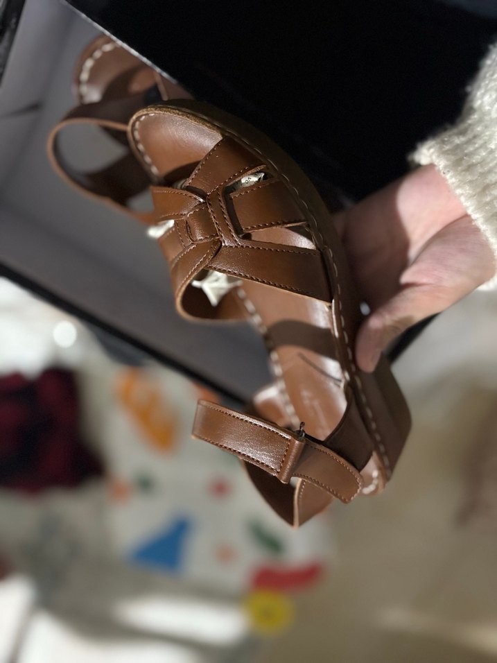 Kahverengi Deri Kadın Dolgu ortopedik Topuklu Sandalet - Görsel 2