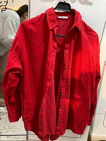 s Beden kırmızı Renk Kırmızı oversize gömlek