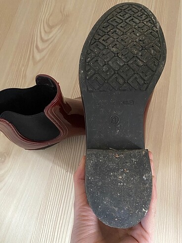 Yanları Lastikli Bot - Görsel 8