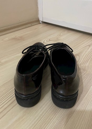 Parlak Kahverengi Siyah Rugan Kadın Ayakkabısı - Görsel 4