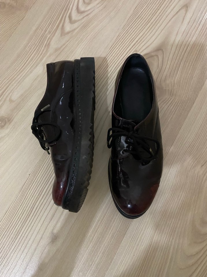 Parlak Kahverengi Siyah Rugan Kadın Ayakkabısı - Görsel 3