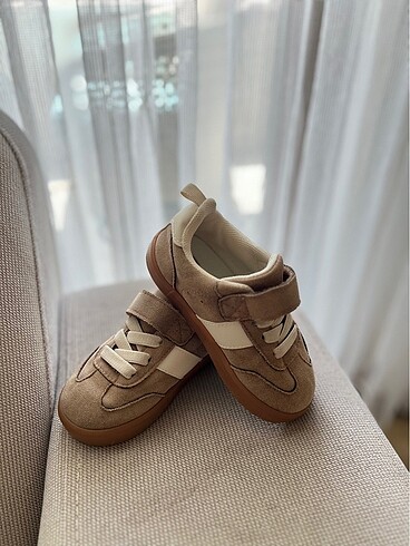 H&M bebek ayakkabı