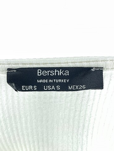 s Beden beyaz Renk Bershka Mini Elbise %70 İndirimli.