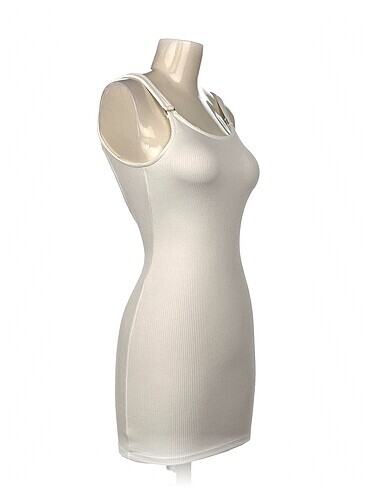 Bershka Bershka Mini Elbise %70 İndirimli.