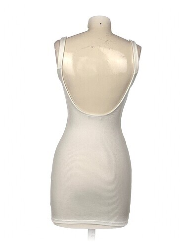 s Beden Bershka Mini Elbise %70 İndirimli.