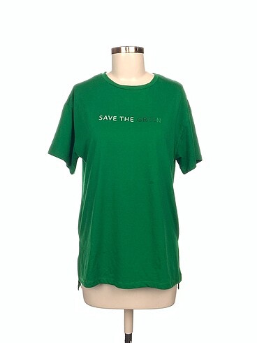 LC Waikiki T-shirt %70 İndirimli.