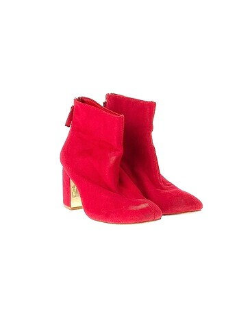 Stradivarius Stradivarius Bot %70 İndirimli.