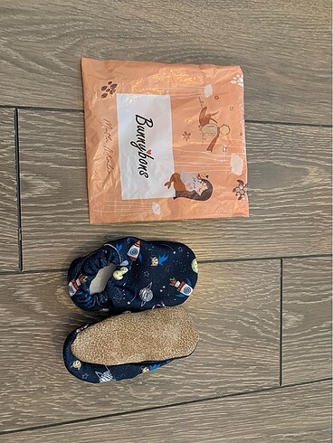 Erkek bebek patik