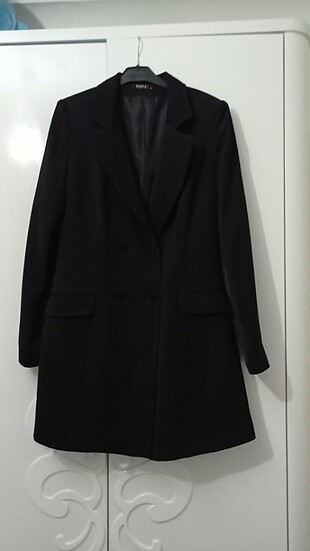 Uzun siyah ceket 