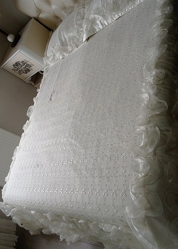 brillant marka Beyaz fırfırlı Yatak Örtüsü ve kırlenti - Görsel 2