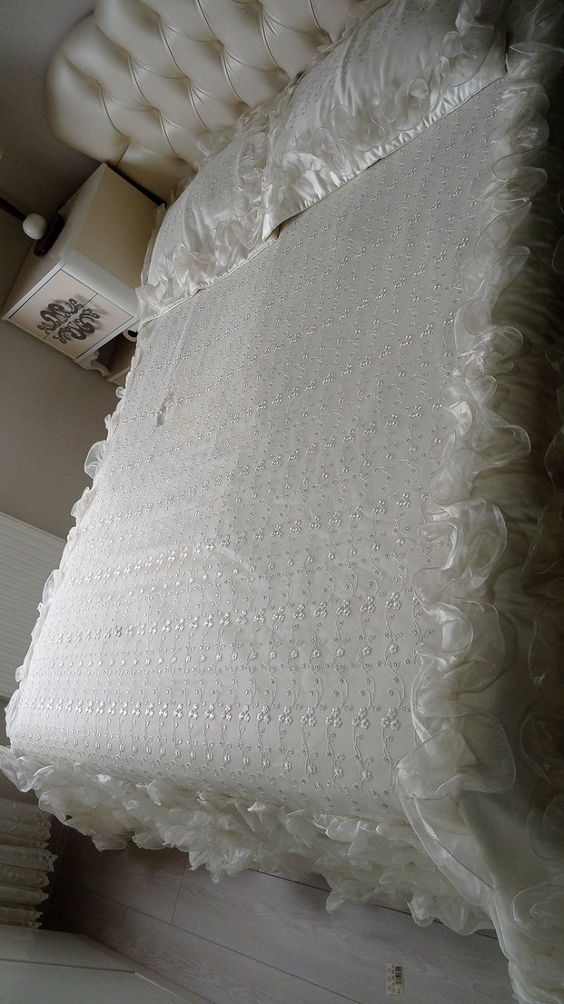 brillant marka Beyaz fırfırlı Yatak Örtüsü ve kırlenti - Görsel 2