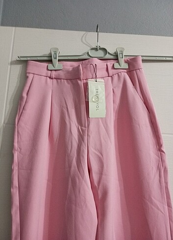 Trendyol & Milla Pembe pantolon