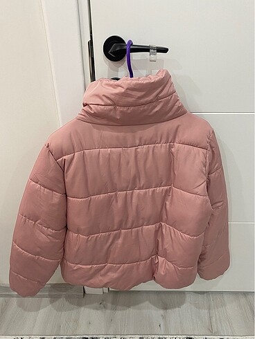 Defacto Pembe mont