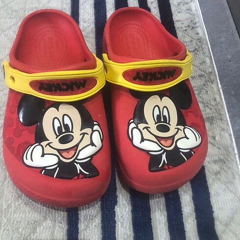 29 Beden kırmızı Renk Crocs çocuk terlik