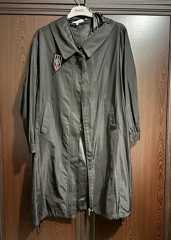 Düğmeli Uzun Gri Kadın Yağmurluk - Görsel 5