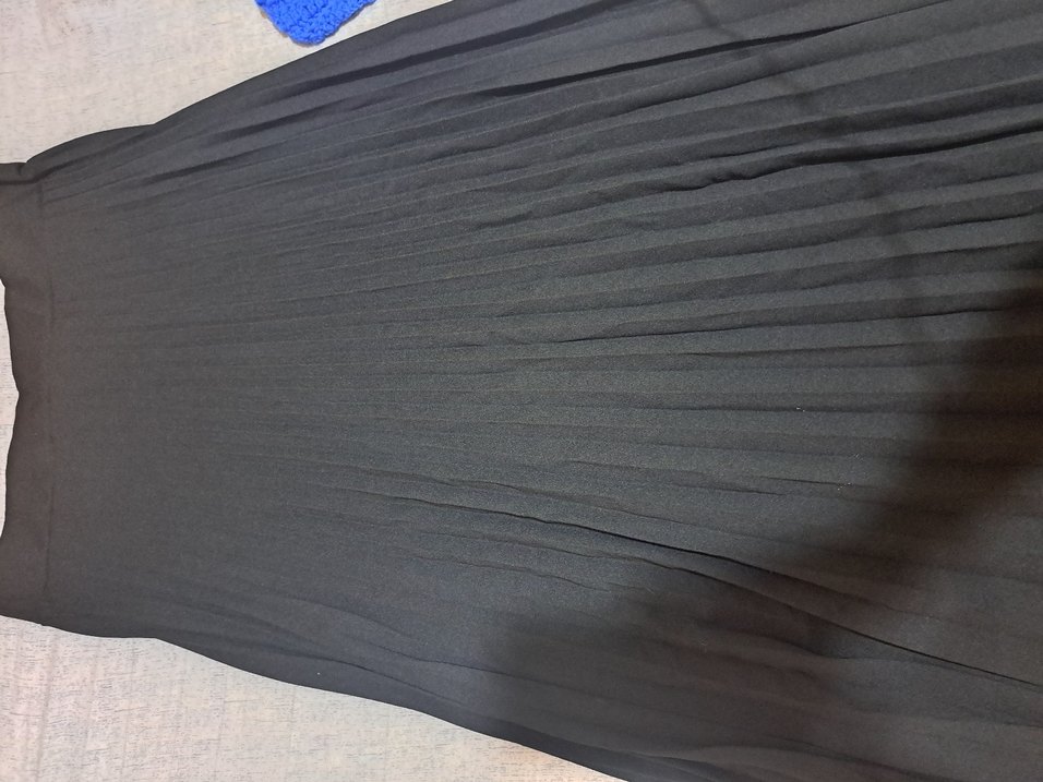 Kadın Siyah Pilili Uzun Etek - Görsel 3