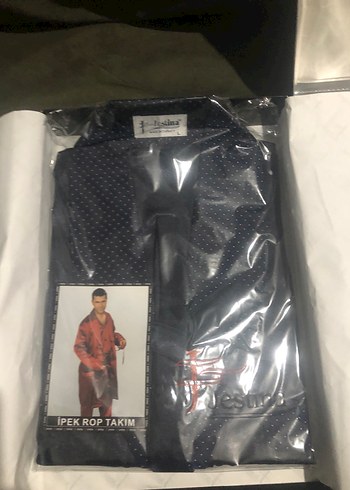 Düğmeli damat pijama takımı sabahlığıda var 3 parça - Görsel 2