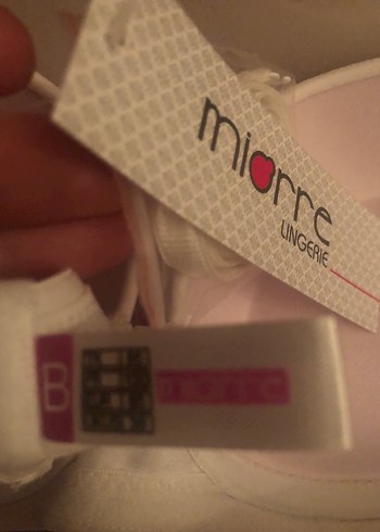 Beyaz Mini Baskılı Sütyen dolgulu 85 beden - Görsel 6