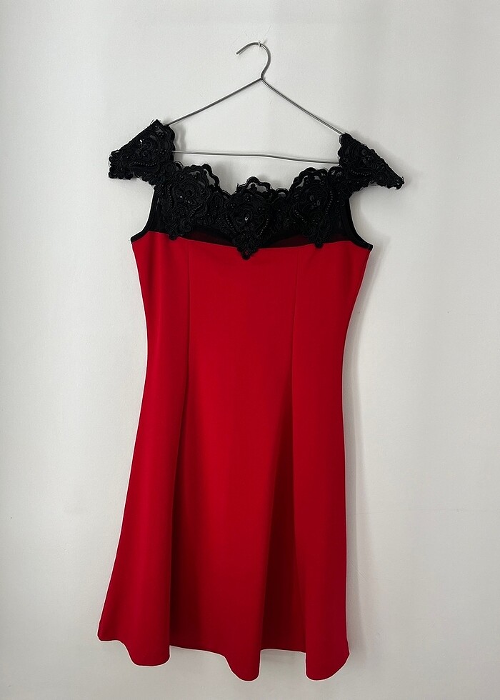 Kırmızı Abiye Elbise - Görsel 2