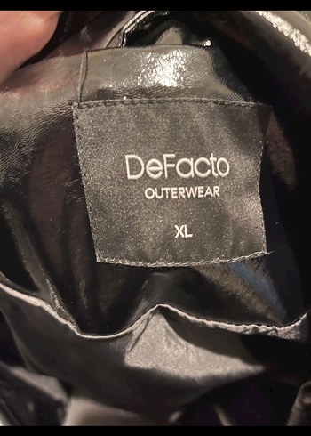 Siyah Parlak Deri Midi Kadın Ceket - Görsel 6