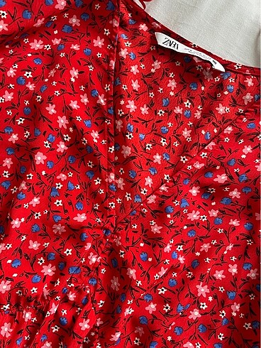 m Beden kırmızı Renk zara kırmızı, çiçekli mini elbise