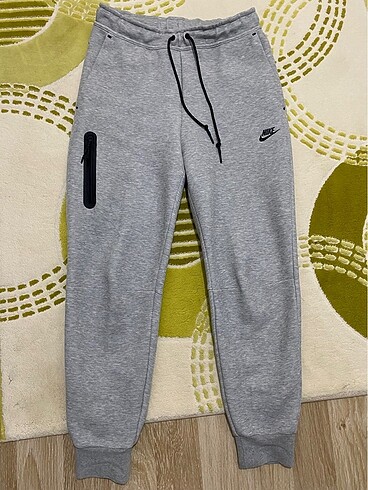 Nike tech fleece