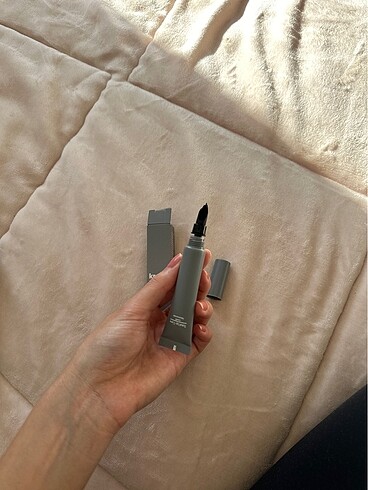 Beden Renk Kremi dudak peeling balmı