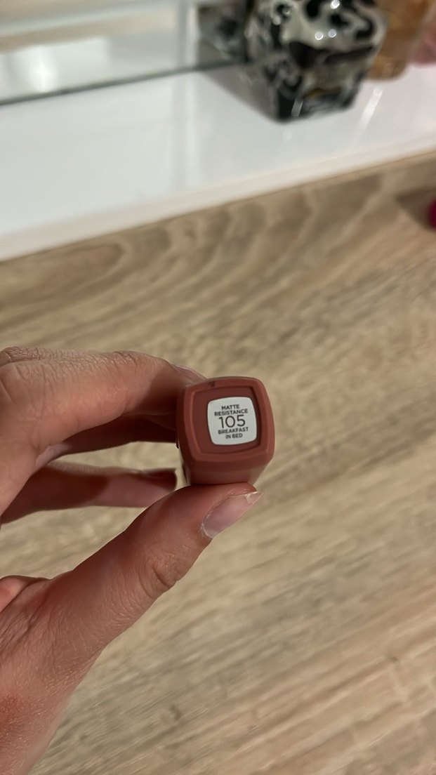 loreal paris mat likit ruj - Görsel 2