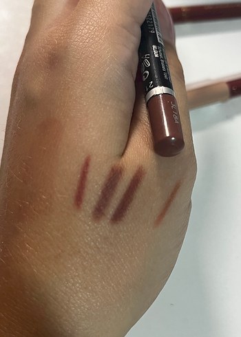 Emily dudak kalemi - Görsel 2