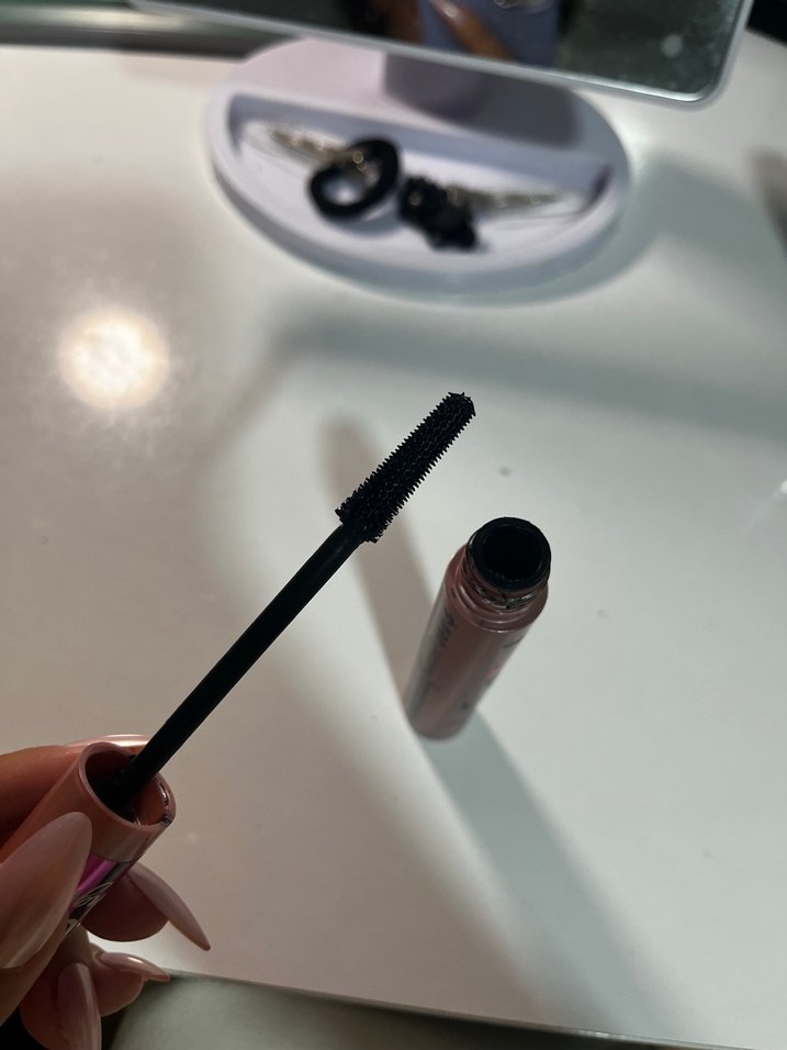 Essence Uzun Maskara - Görsel 2