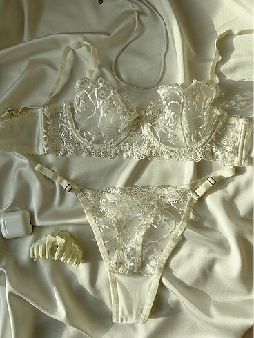 m Beden Alora Bra Set