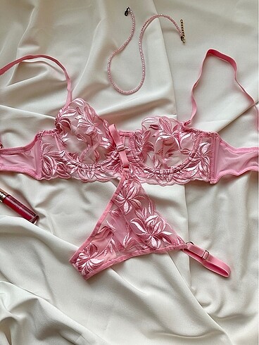 m Beden Candy Bra Set