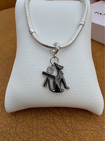 Pandora Çift Sallantılı Charm
