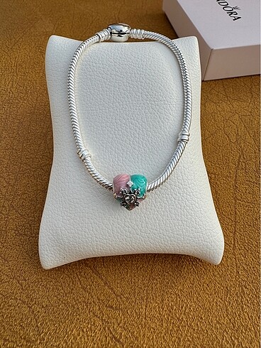  Beden Kalpli Charm