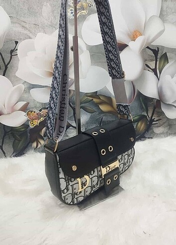 Dior çanta 