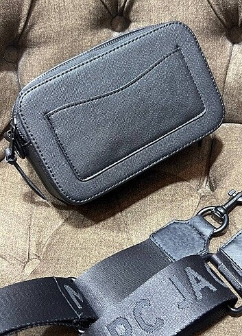  Beden siyah Renk Marc Jacobs çanta 