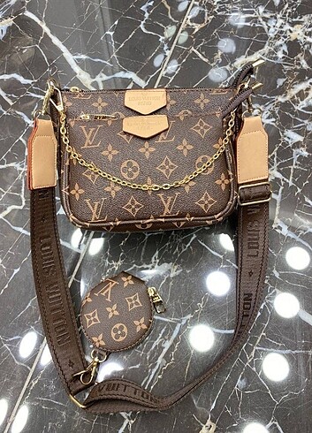 Louis Vuitton Yavrulu çanta 