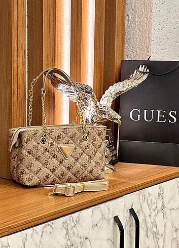 Guess çanta 